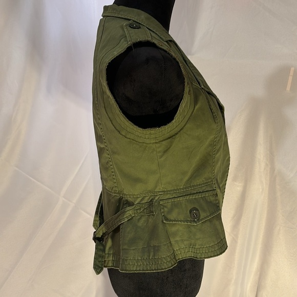 2/$30 Military Green Sleeveless Vest Asymmetrical Zip Closure Sz 8 - Picture 7 of 11